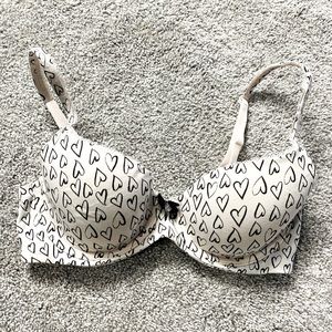 Victoria’s Secret | B&W Hearts Demi Lined Bra